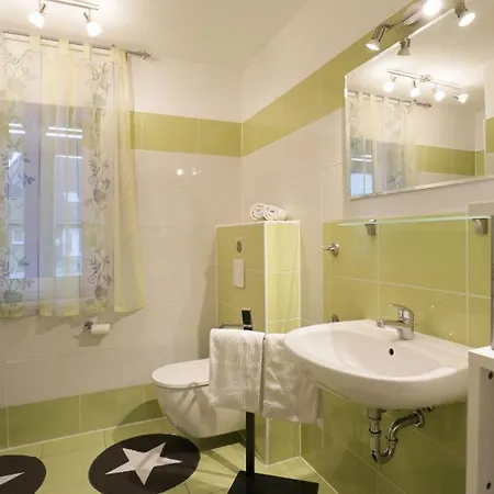 Apartment Schwannest 1 Groß Schwansee