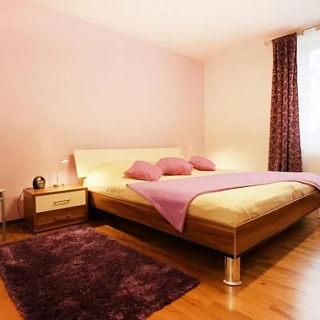 Schwannest 1 Groß Schwansee