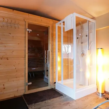 Schwannest 1 Apartment *